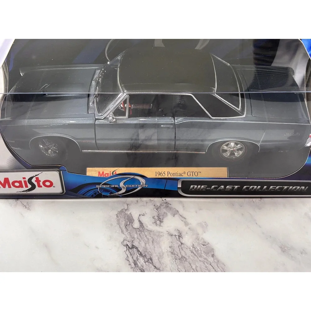 1965 Pontiac GTO Maistro 1:18 Scale Special Edition Die-Cast Collection New